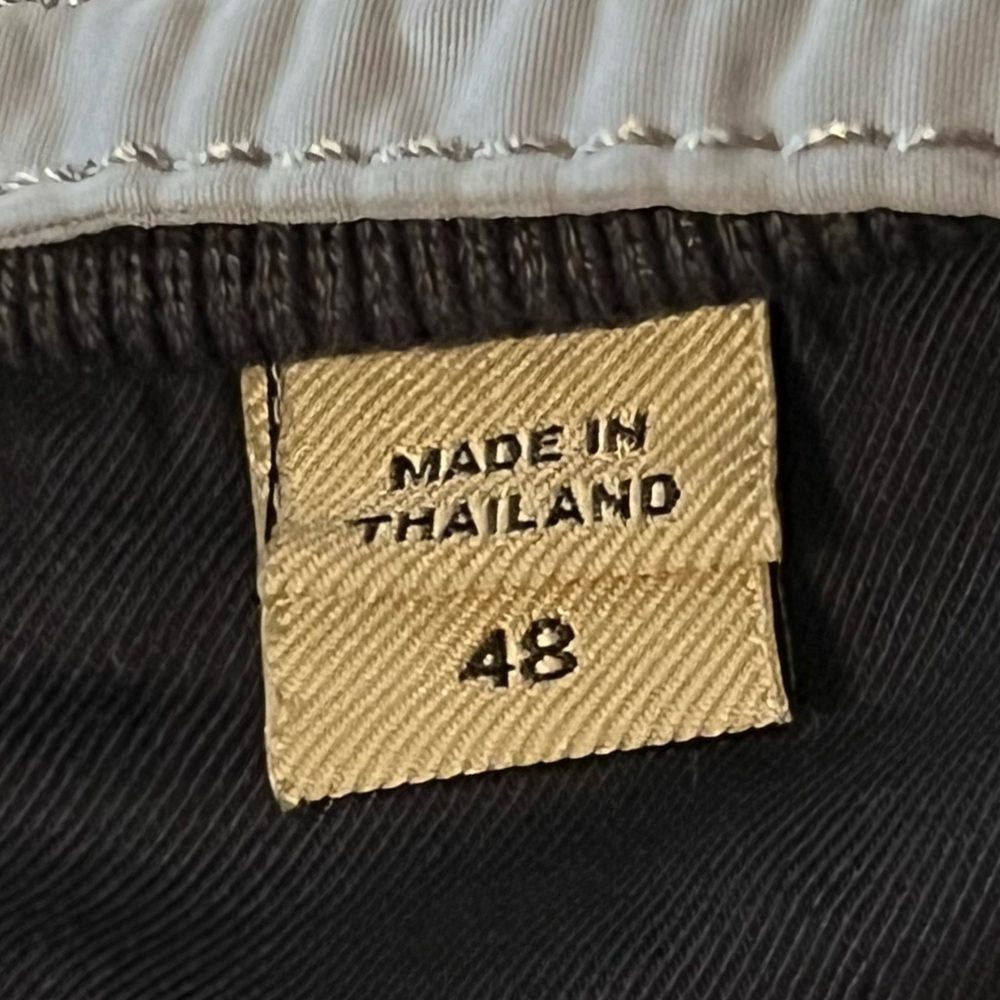 Burberry Light Jacket - Picture 6 of 6